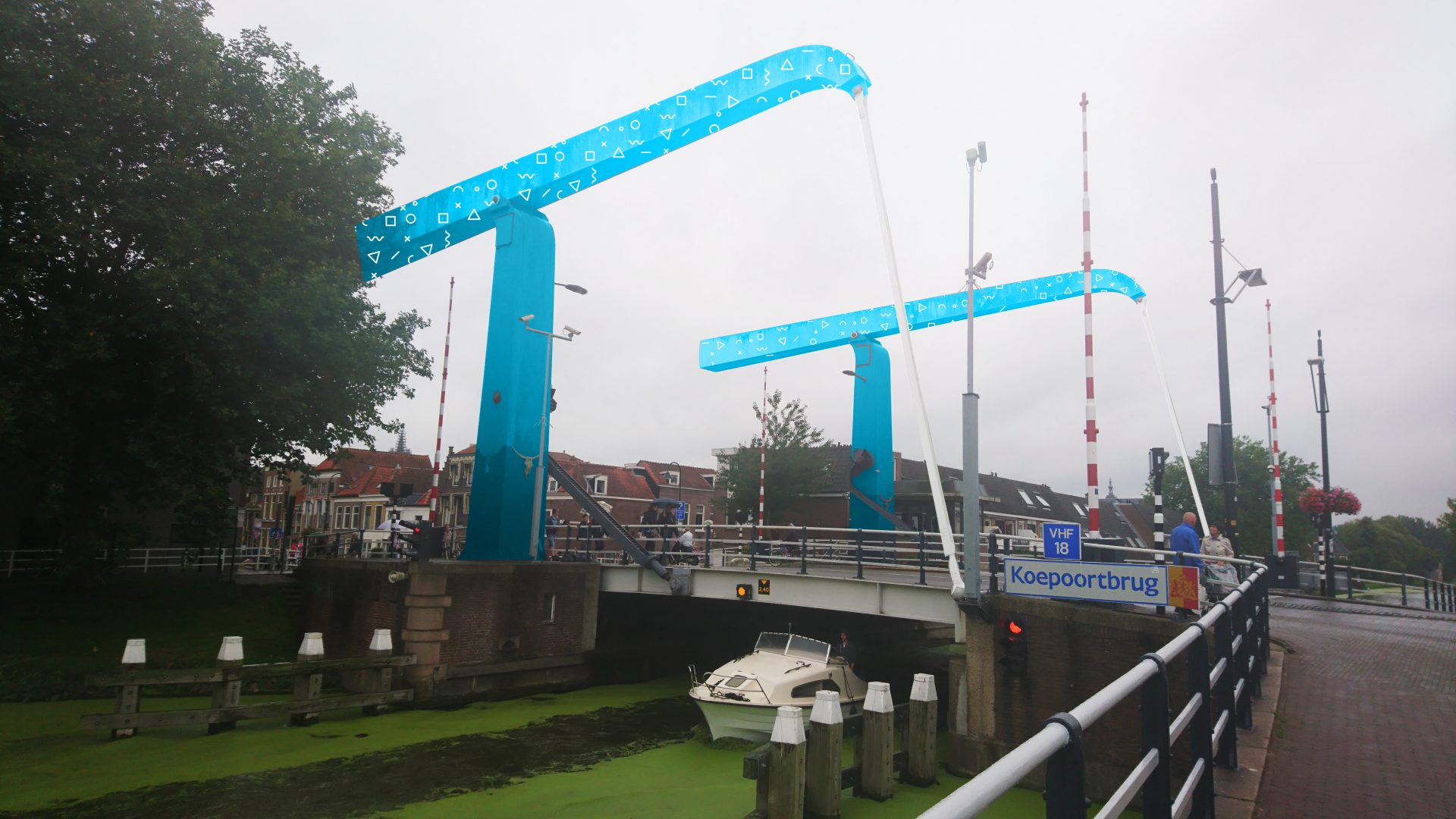 Delft koepoort brug kleur